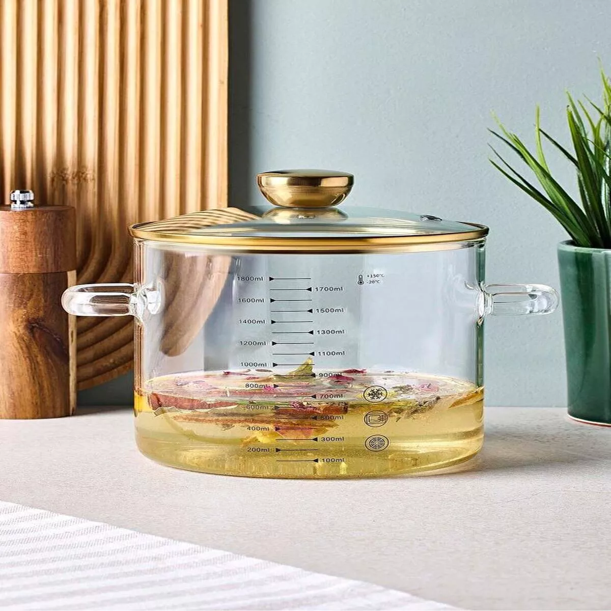 1800ml-borosilicate-glass-pot-with-gold-lid-heat-resistant-cookware 1800ml Borosilicate Glass Pot with Gold Lid - Heat Resistant Cookware
