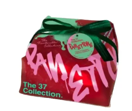 "37 GRAFFITI" Panettone Cake with Pistachio Cream, 1.65 Lb