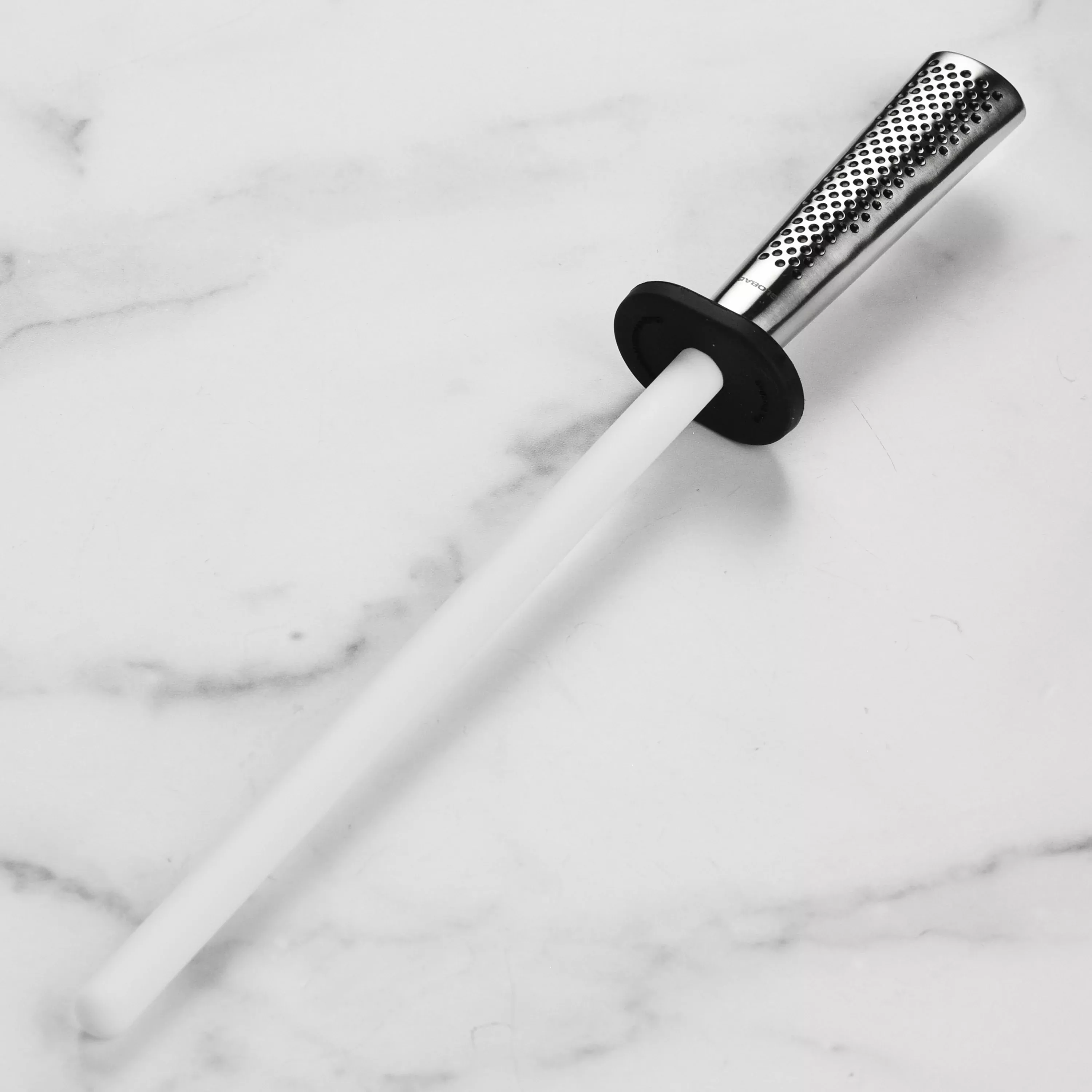 global-ceramic-sharpening-rod-10 Global Ceramic Sharpening Rod - 10"