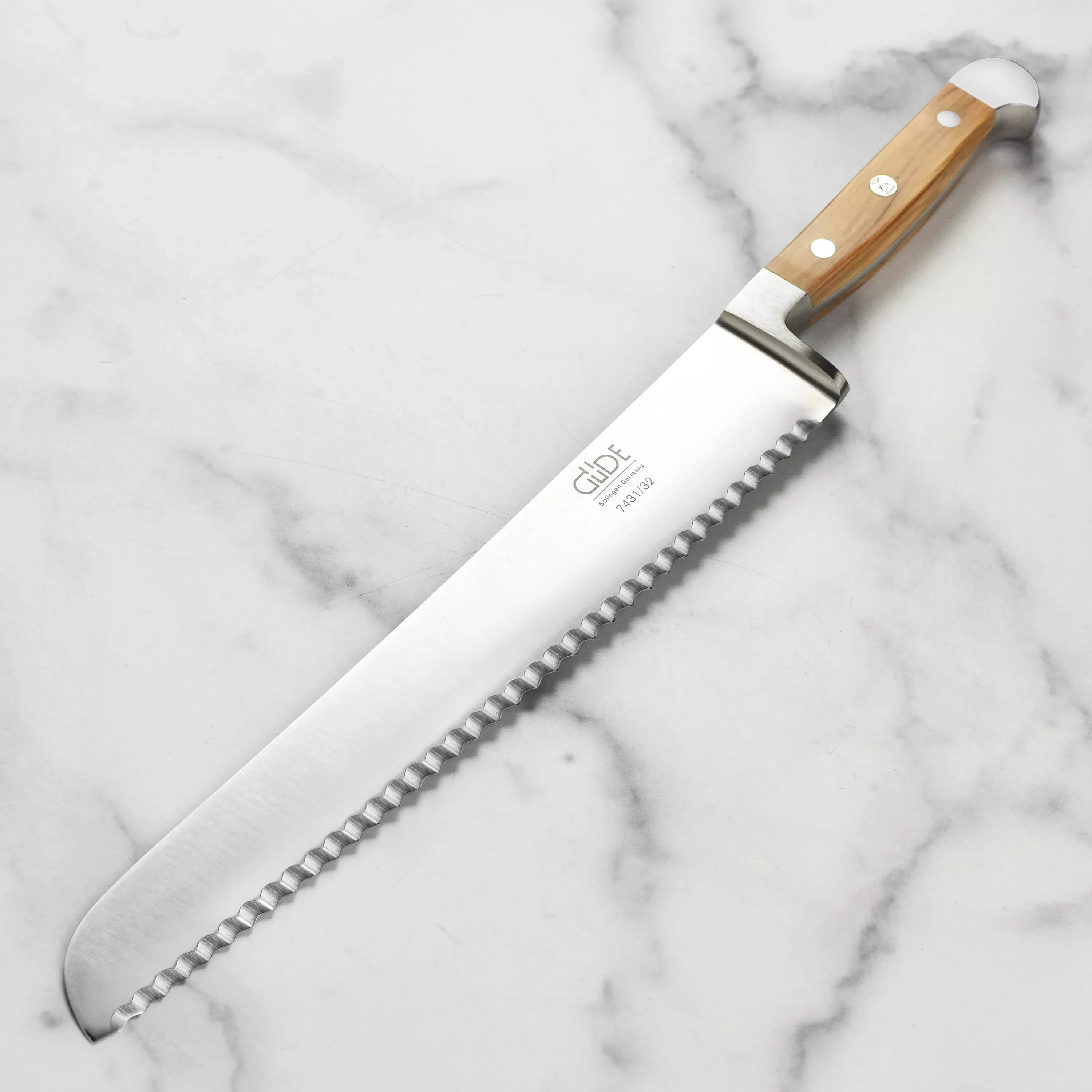 gude-ambidextrous-large-bread-knife-with-olive-wood-handle Gude Ambidextrous Large Bread Knife with Olive Wood Handle