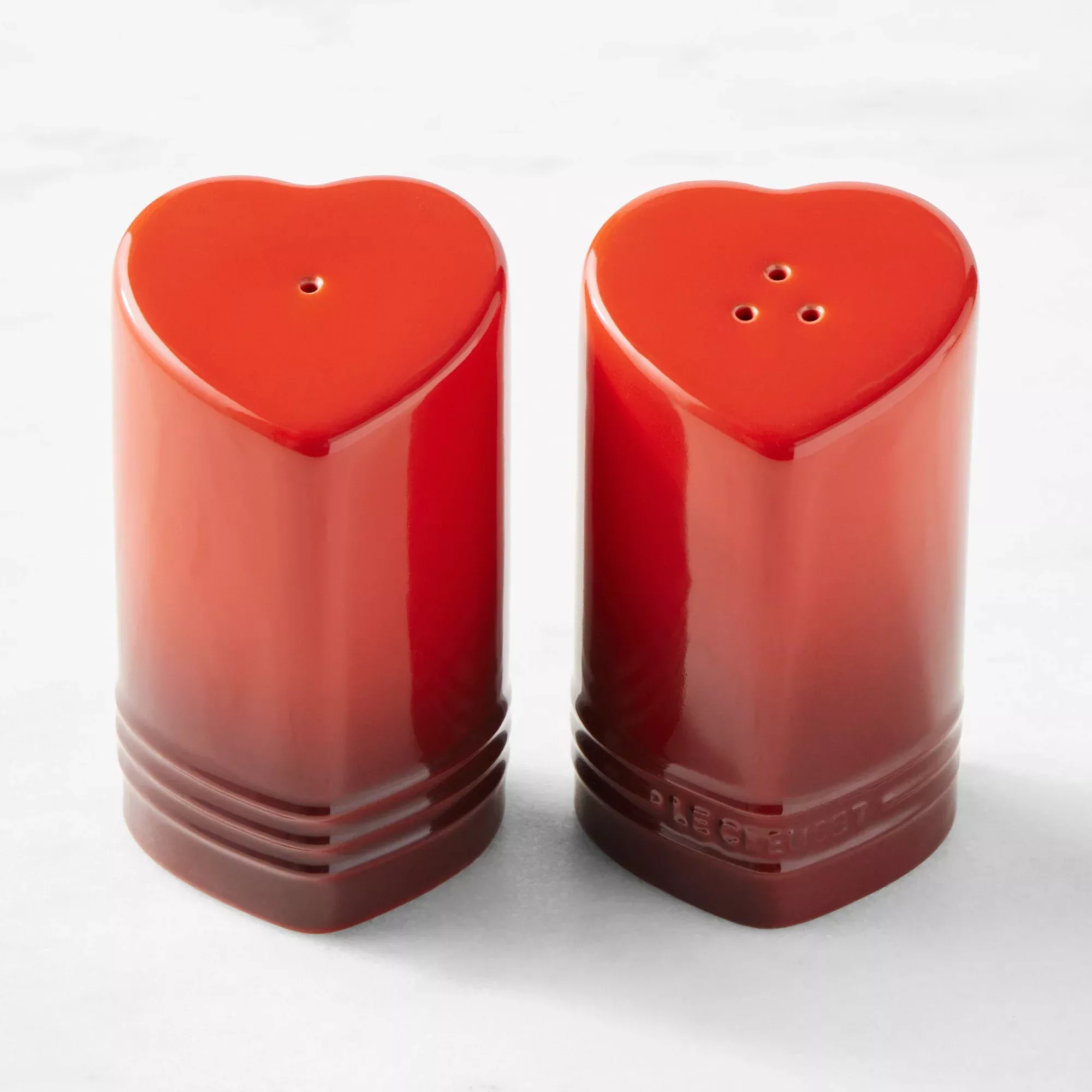 heart-salt-pepper-shakers Heart Salt And Pepper Shakers