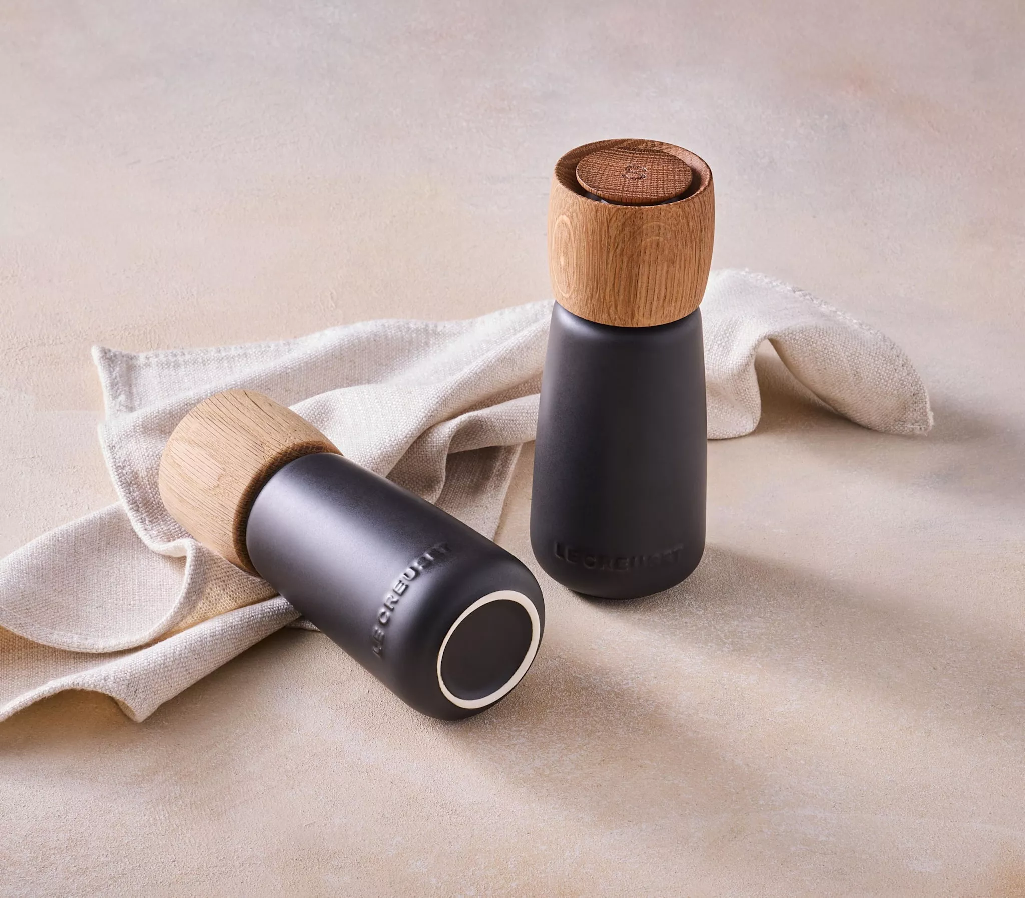 Le Creuset Alpine Pepper Mill - Licorice 7 in.