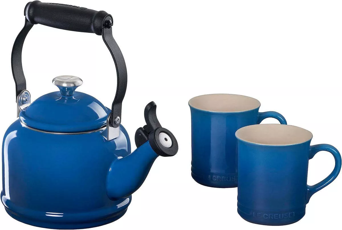 le-creuset-demikettle-w-ss-knob-2-mug-set-marseille-le-creuset Le Creuset DemiKettle w/ SS Knob & 2 Mug Set - Marseille| Le Creuset