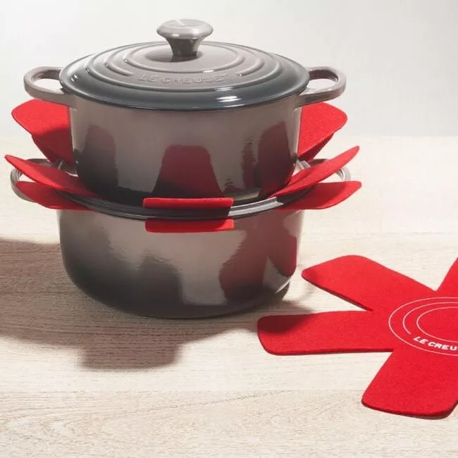 le-creuset-diameterset-3-felt-cookware-protectors-black-set-3-15-75 Le Creuset diameterSet of 3 Felt Cookware Protectors - Black Set of 3 - 15.75"