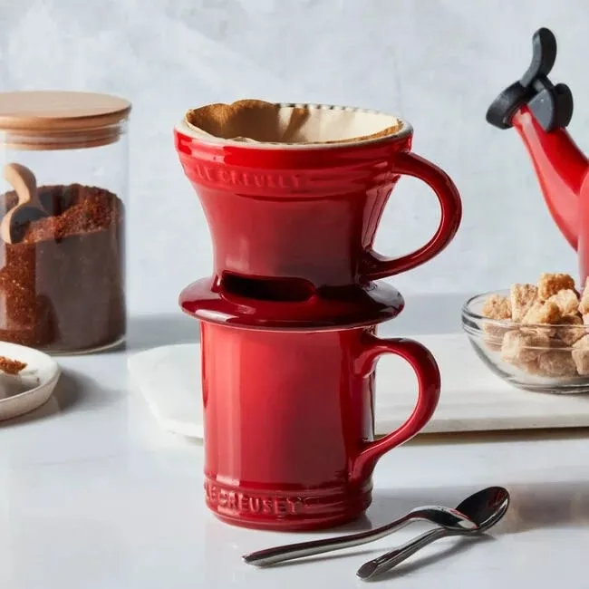 le-creuset-pour-over-coffee-maker-cerise-n Le Creuset Pour Over Coffee Maker - Cerise N/A