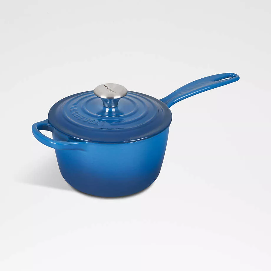 le-creuset-signature-saucepan-marseille-1-75-qt Le Creuset Signature Saucepan - Marseille 1.75 qt.