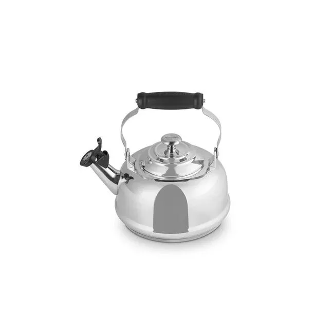 le-creuset-stainless-steel-whistling-kettle-1-7-qt Le Creuset Stainless Steel Whistling Kettle 1.7 qt.