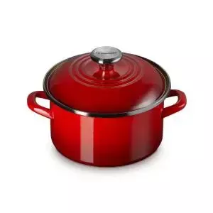 le-creuset-traditional-petite-stockpot Le Creuset Traditional Petite Stockpot