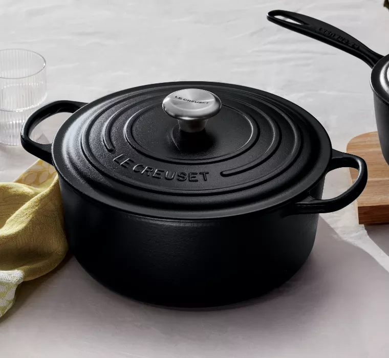 oval-dutch-oven-6-75qt-licorice Oval Dutch Oven, 6.75qt, Licorice
