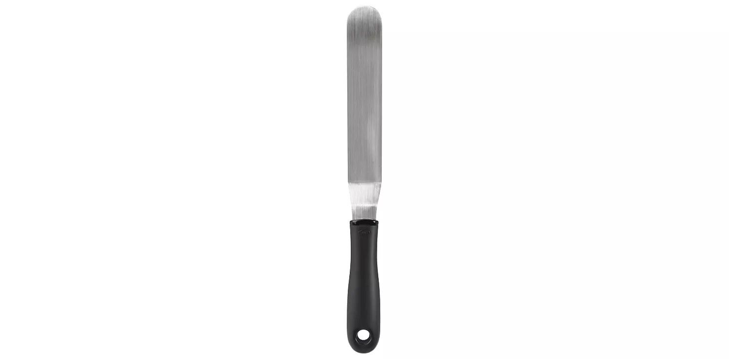 oxo-bent-icing-knife OXO Bent Icing Knife