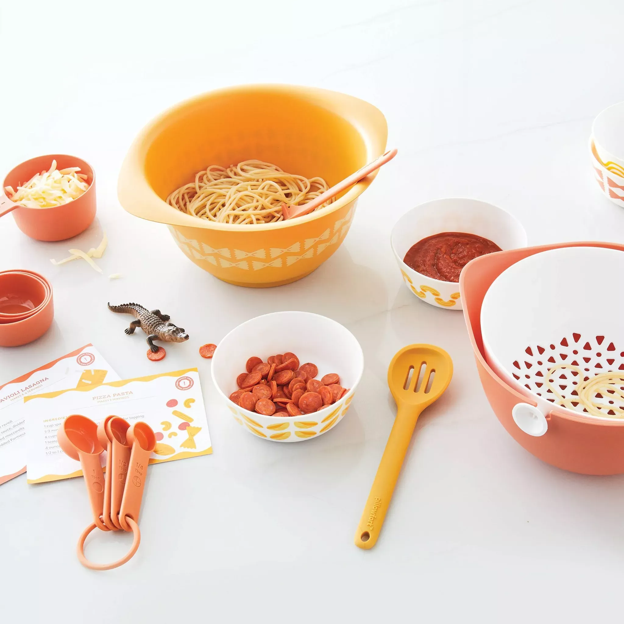 pillowfort-kids-23pc-pasta-dinnerware-set-rebel Pillowfort Kids' 23pc Pasta Dinnerware Set - ™ – REBEL