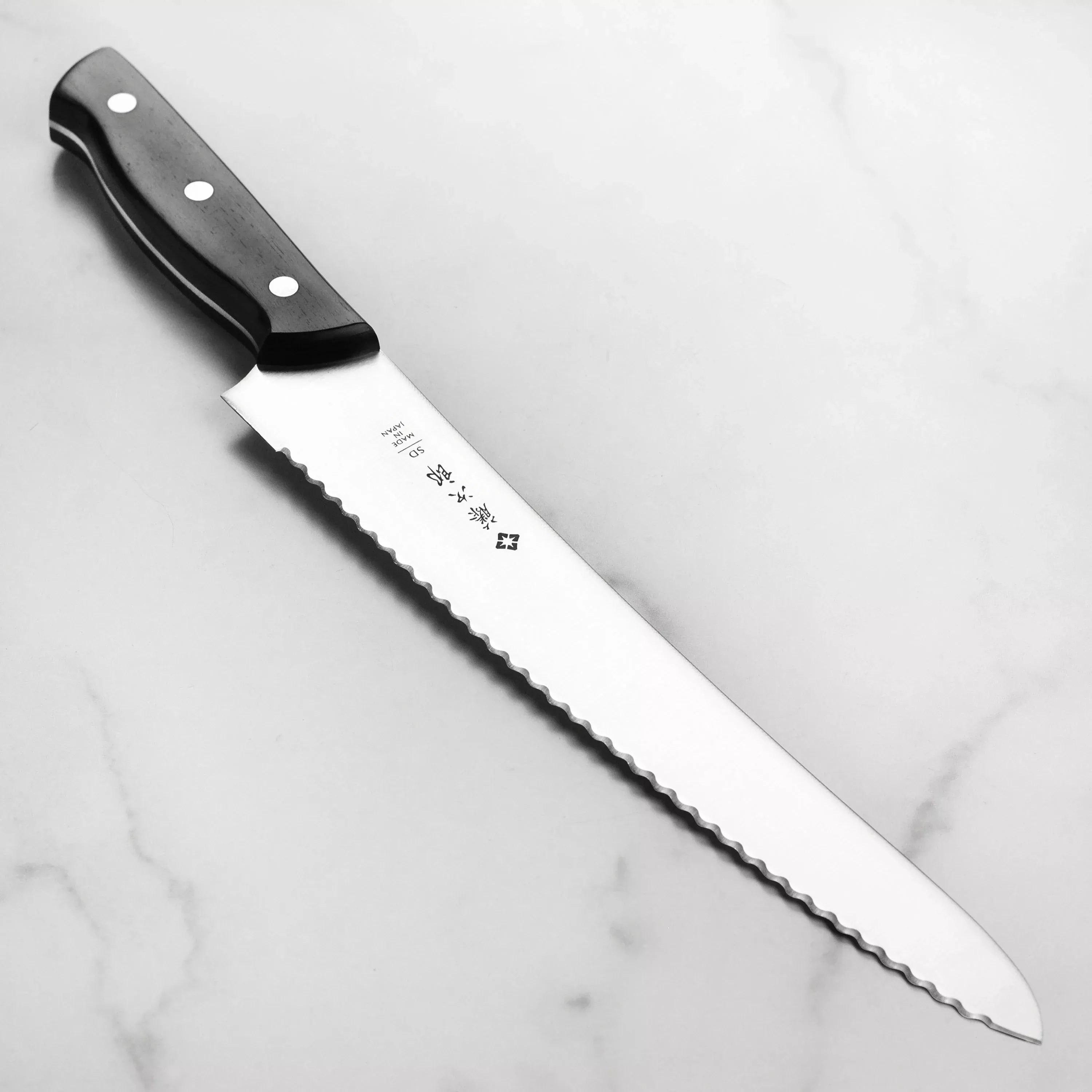 tojiro-bread-knife-10-75 Tojiro Bread Knife - 10.75"