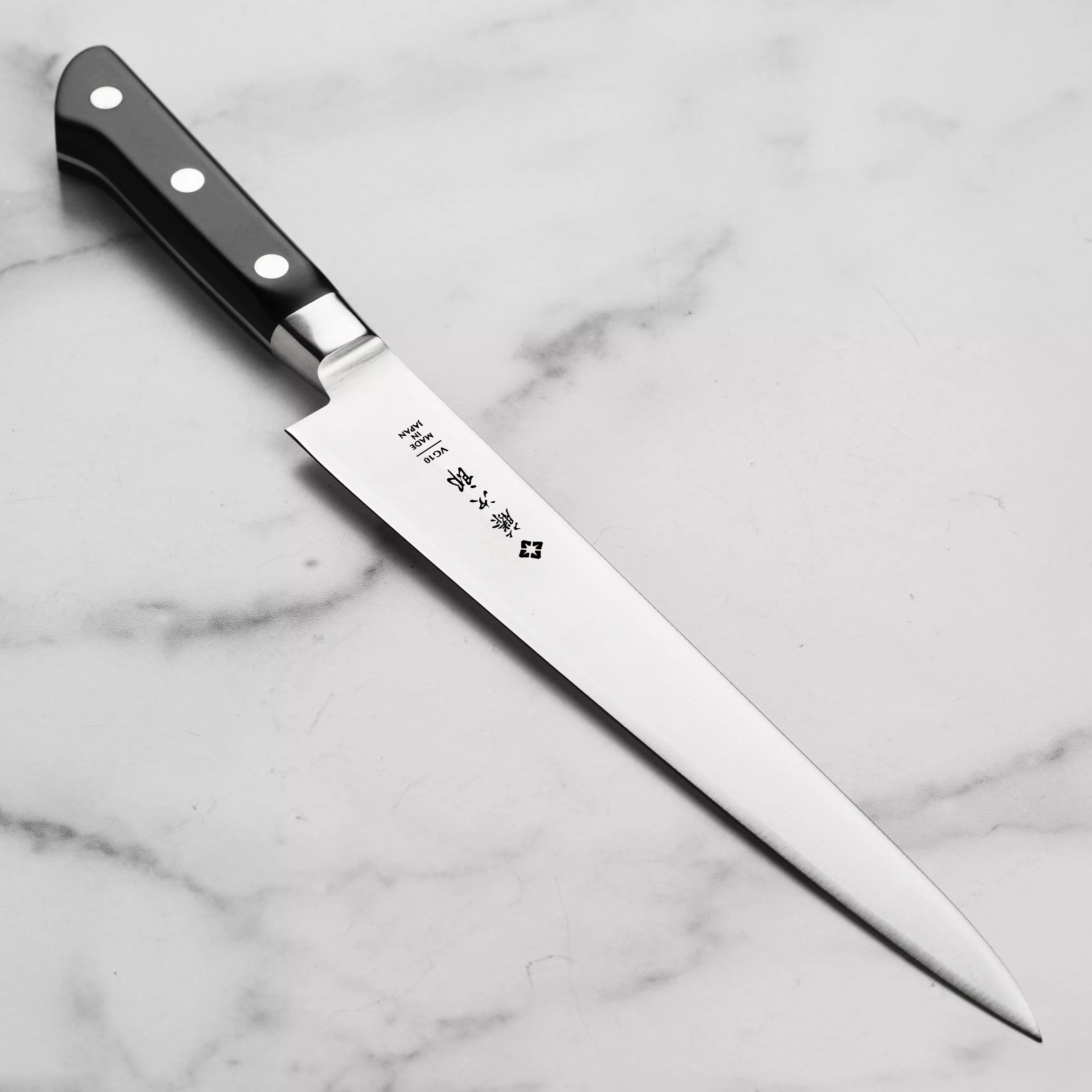 tojiro-classic-slicing-knife-9-5 Tojiro Classic Slicing Knife - 9.5"