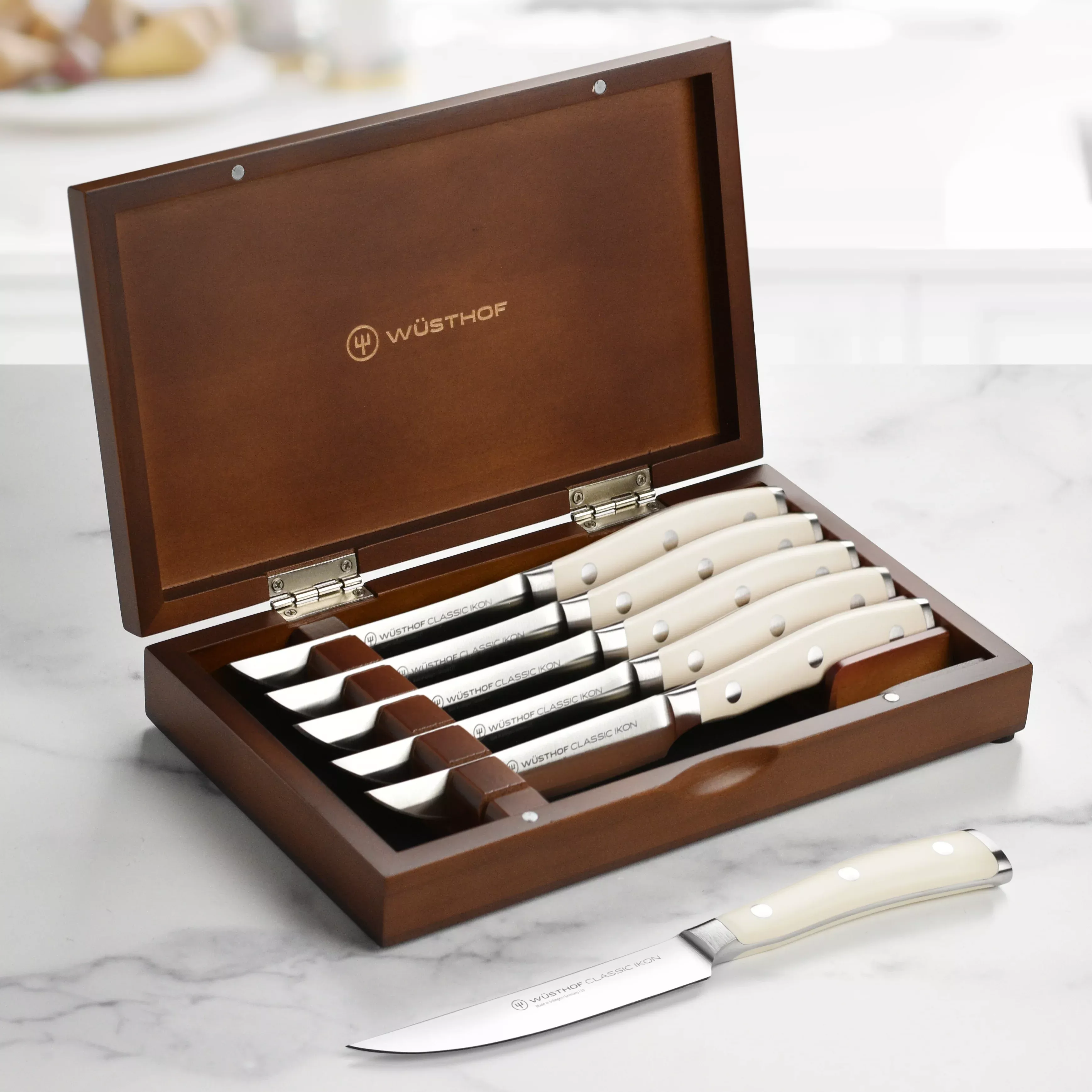 wusthof-classic-ikon-creme-steak-knives-6-piece-set-with-case Wusthof Classic Ikon Creme Steak Knives - 6 Piece Set with Case