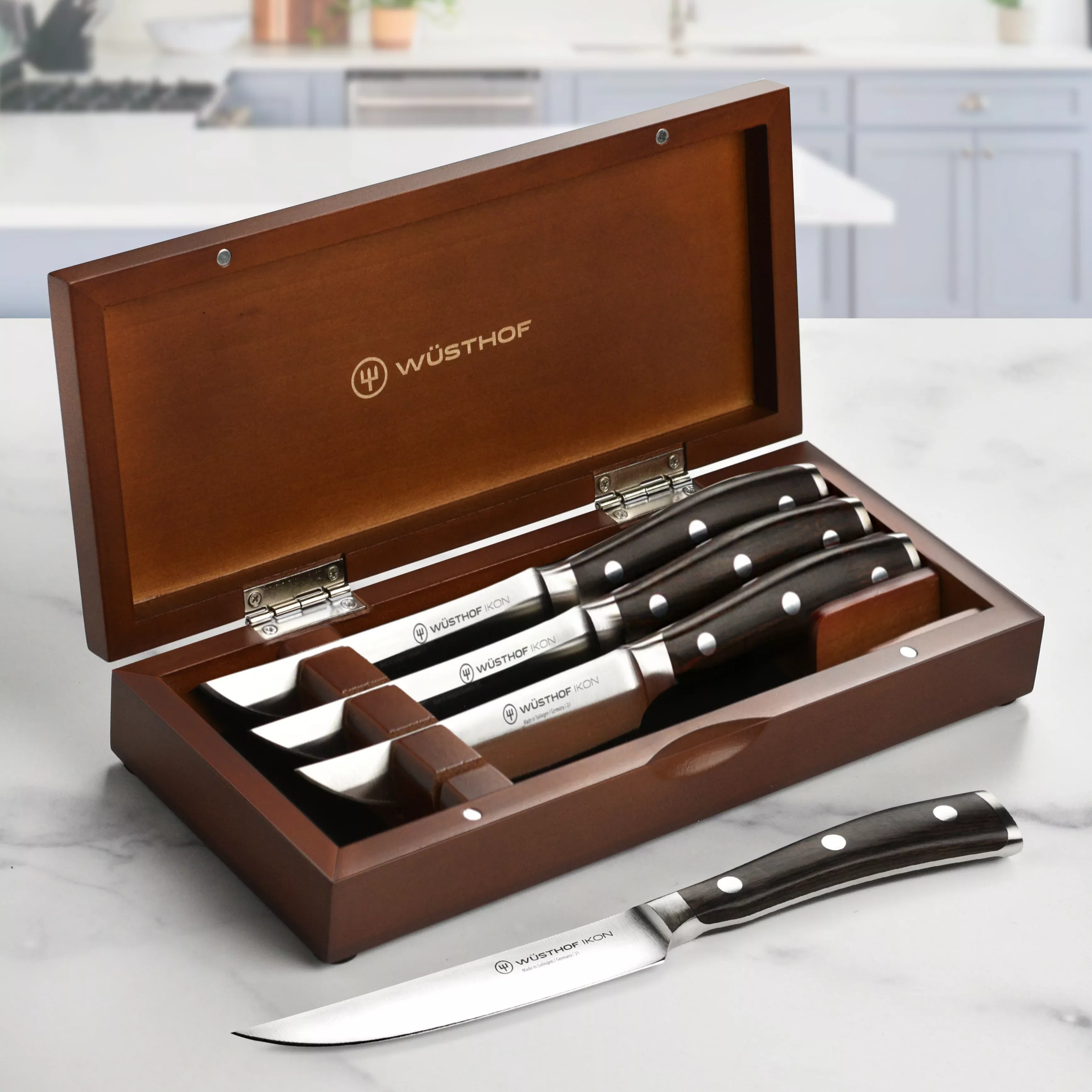 wusthof-ikon-steak-knives-4-piece-set-with-case-blackwood Wusthof Ikon Steak Knives - 4 Piece Set with Case - Blackwood