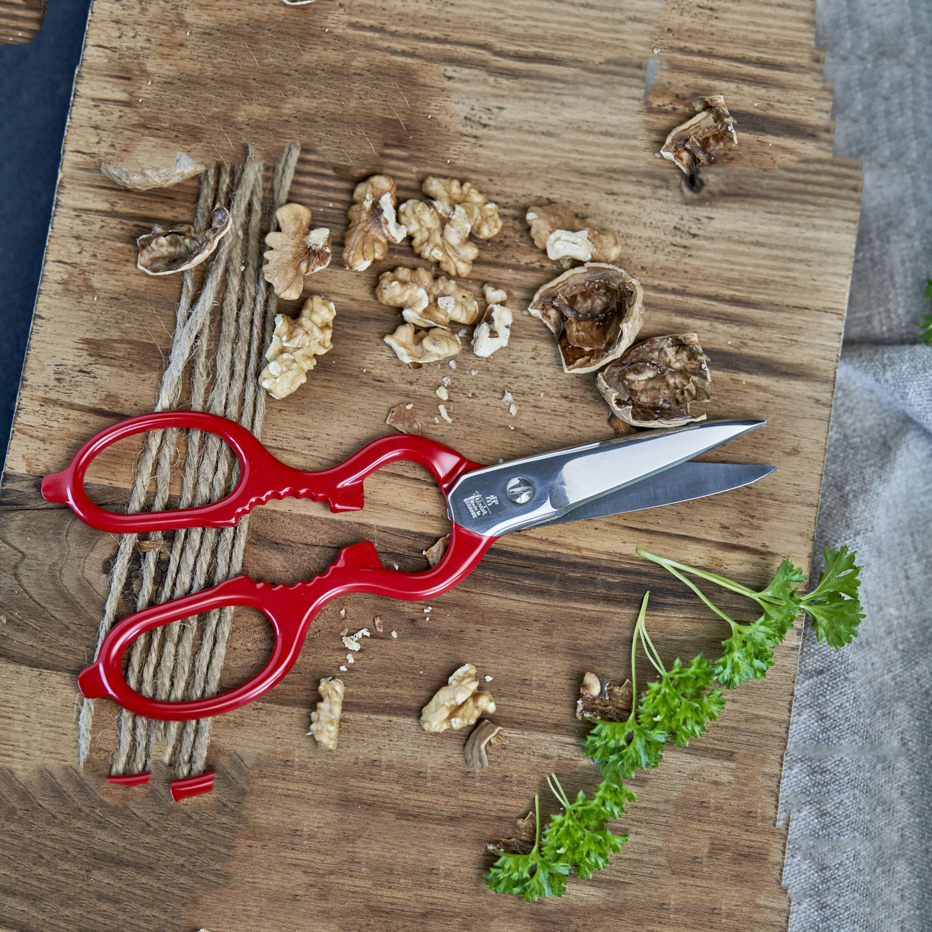 zwilling-j-henckels-red-kitchen-shears-forged-stainless Zwilling J.A. Henckels Red Kitchen Shears - Forged Stainless