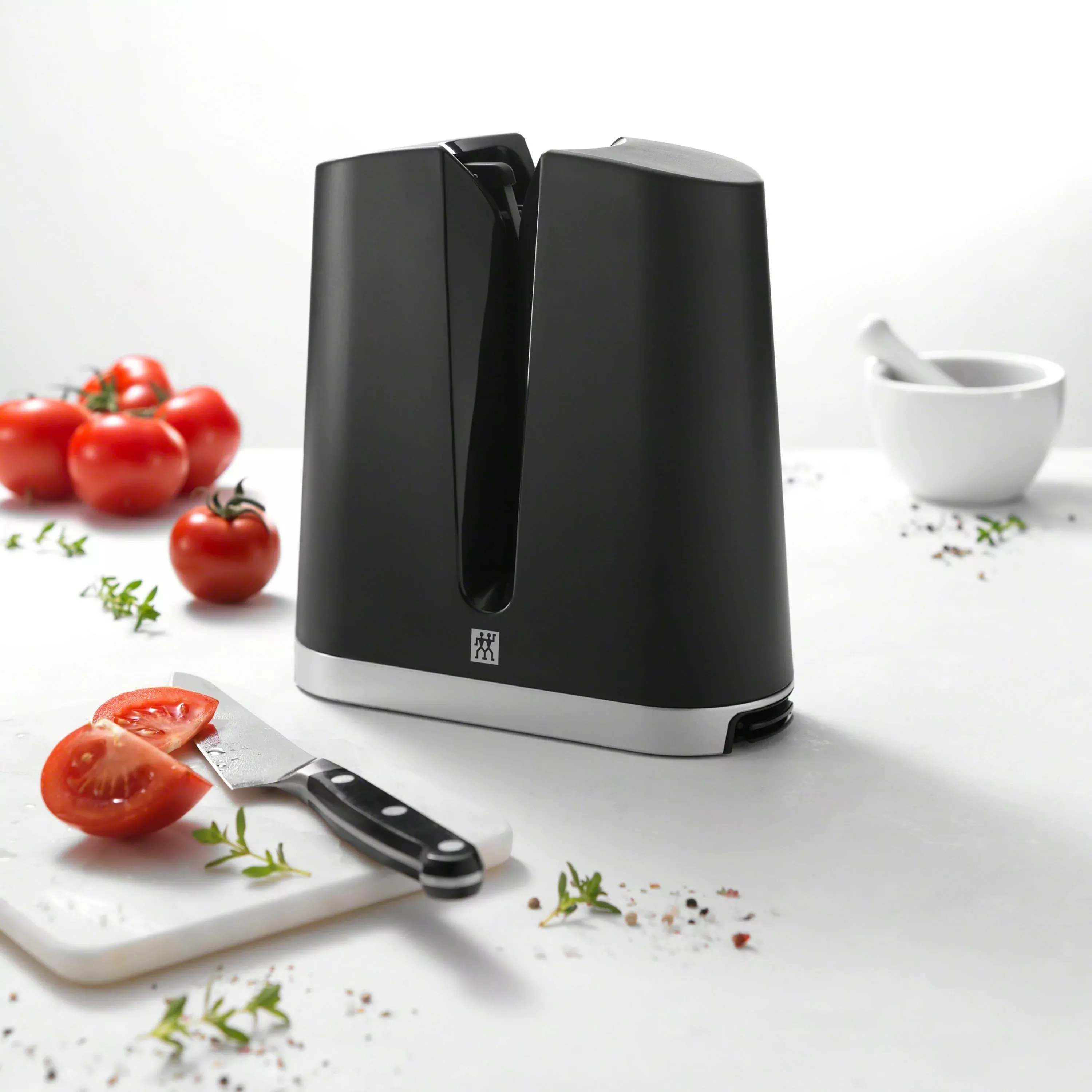 zwilling-j-henckels-v-edge-knife-sharpener Zwilling J.A. Henckels V-Edge Knife Sharpener