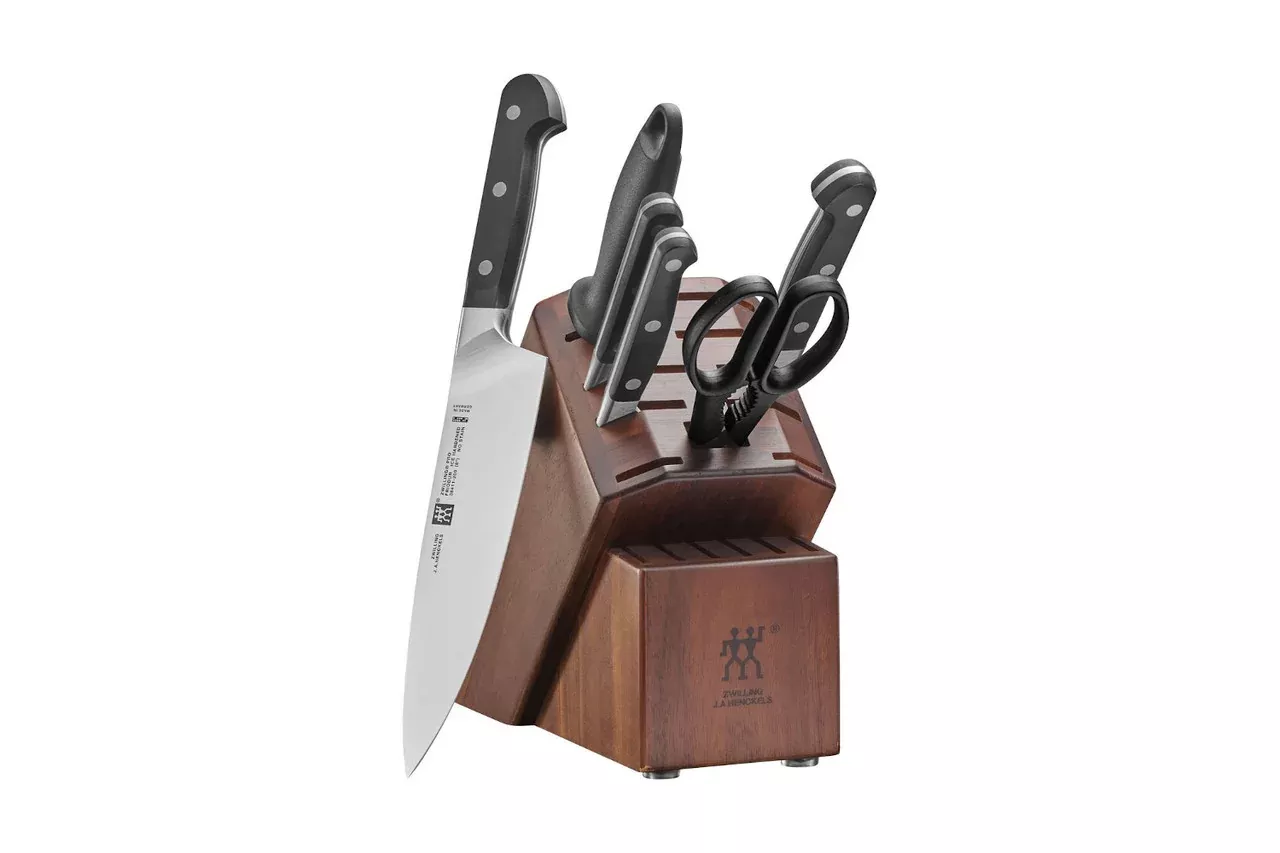 zwilling-pro-7-piece-knife-block-set Zwilling Pro 7 Piece Knife Block Set
