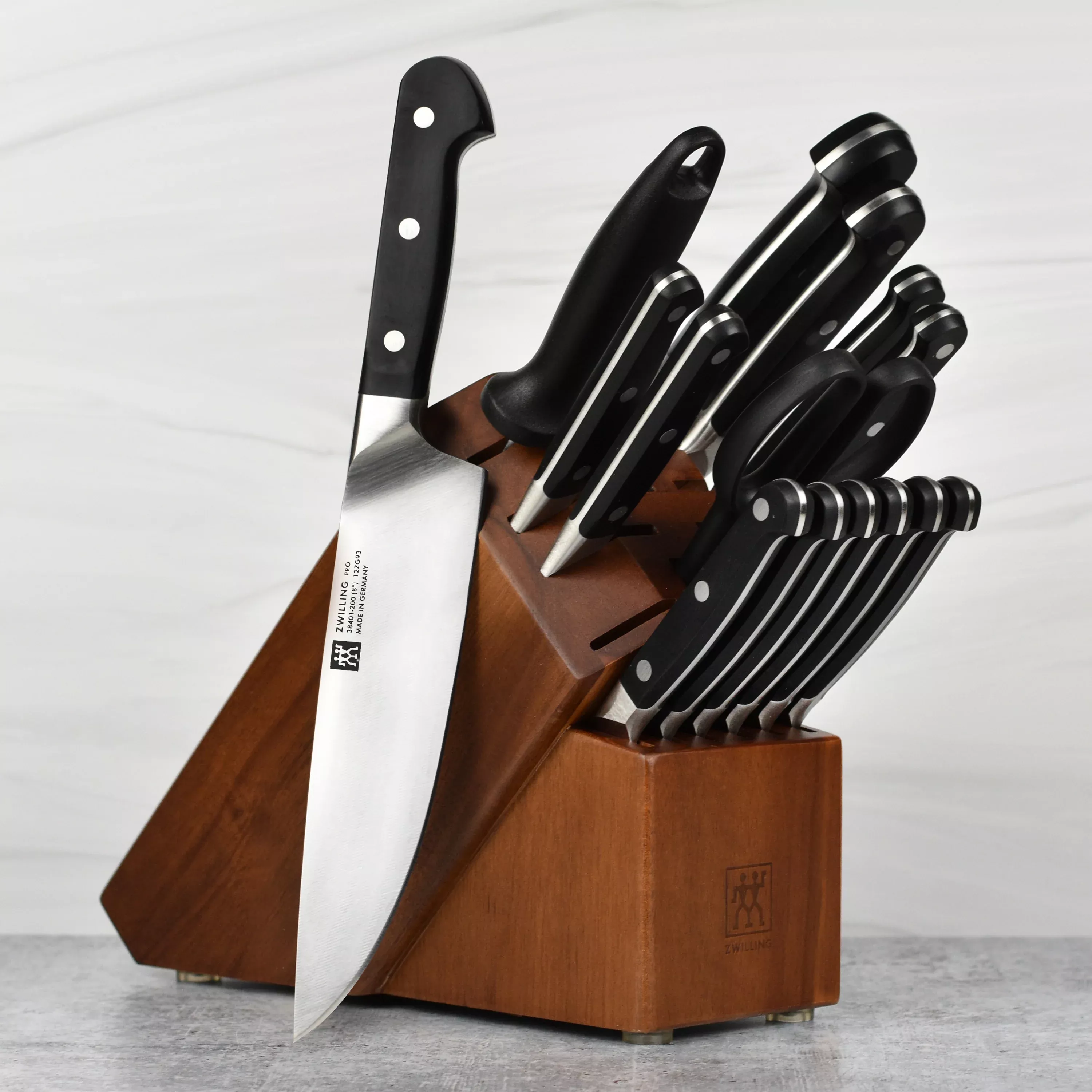 zwilling-pro-knife-block-set-16-piece-acacia Zwilling Pro Knife Block Set - 16 Piece Acacia