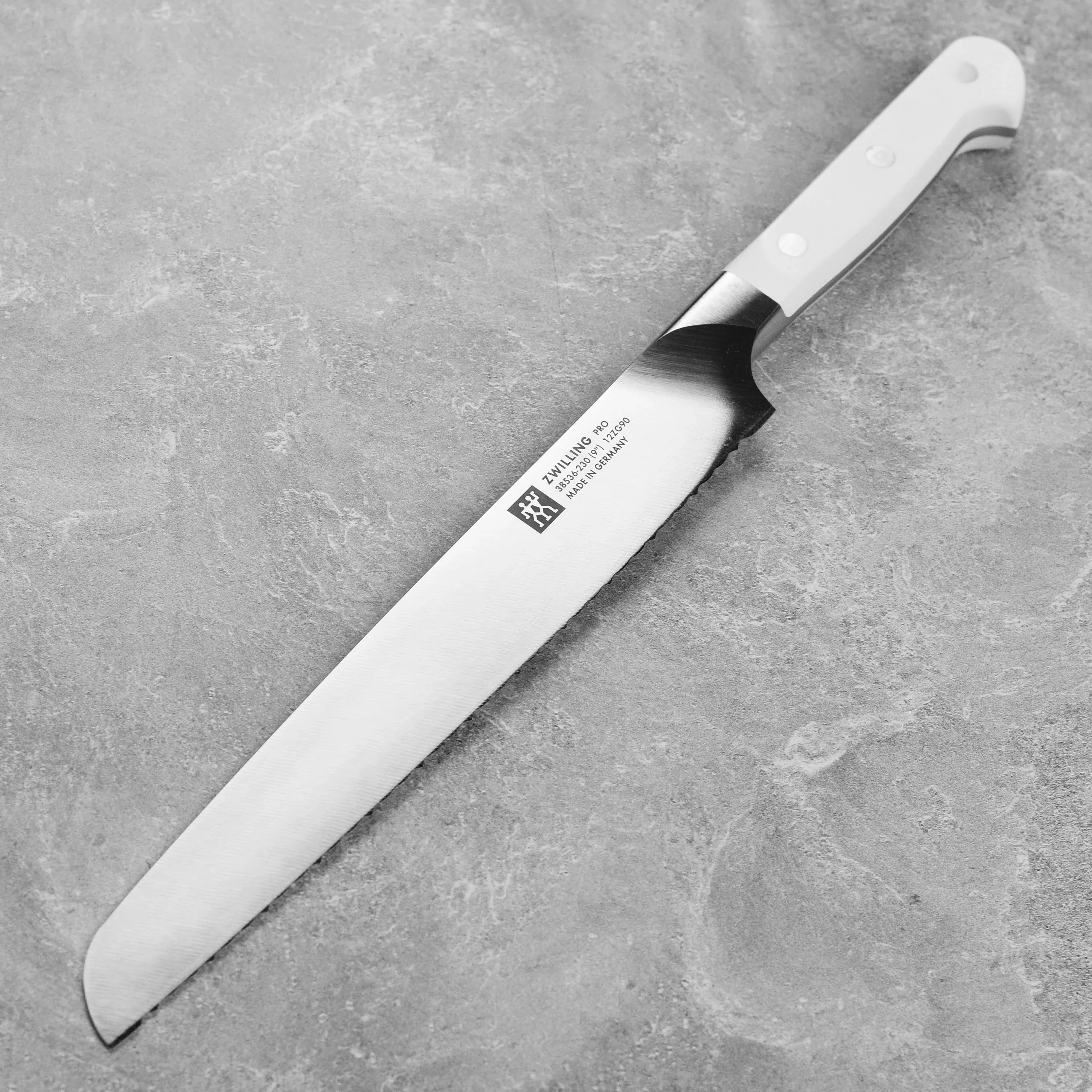 zwilling-pro-le-blanc-bread-knife-9-z15-serrated Zwilling Pro Le Blanc Bread Knife - 9" Z15 Serrated